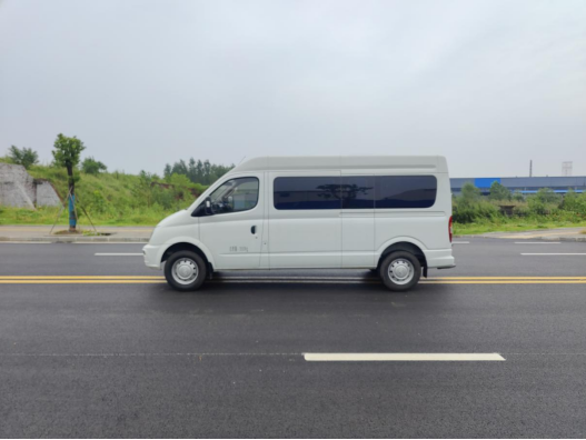 大通V80长轴殡葬服务车