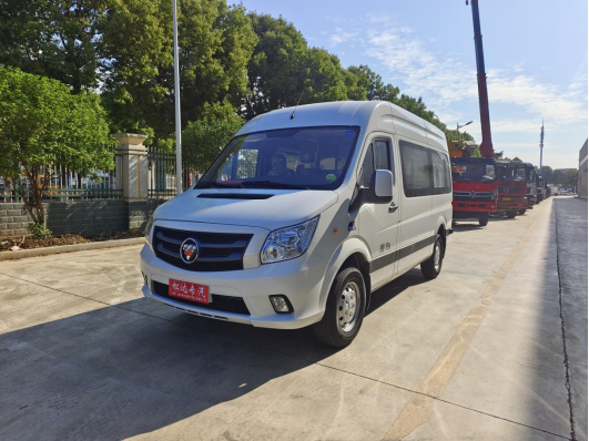 福田图雅诺柴油(2.0)中轴殡仪车