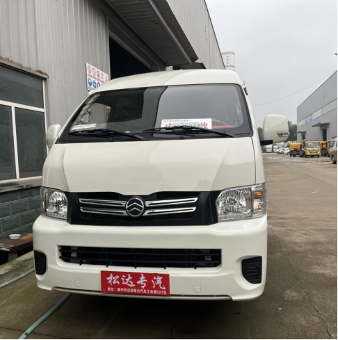 金旅牌殡仪车